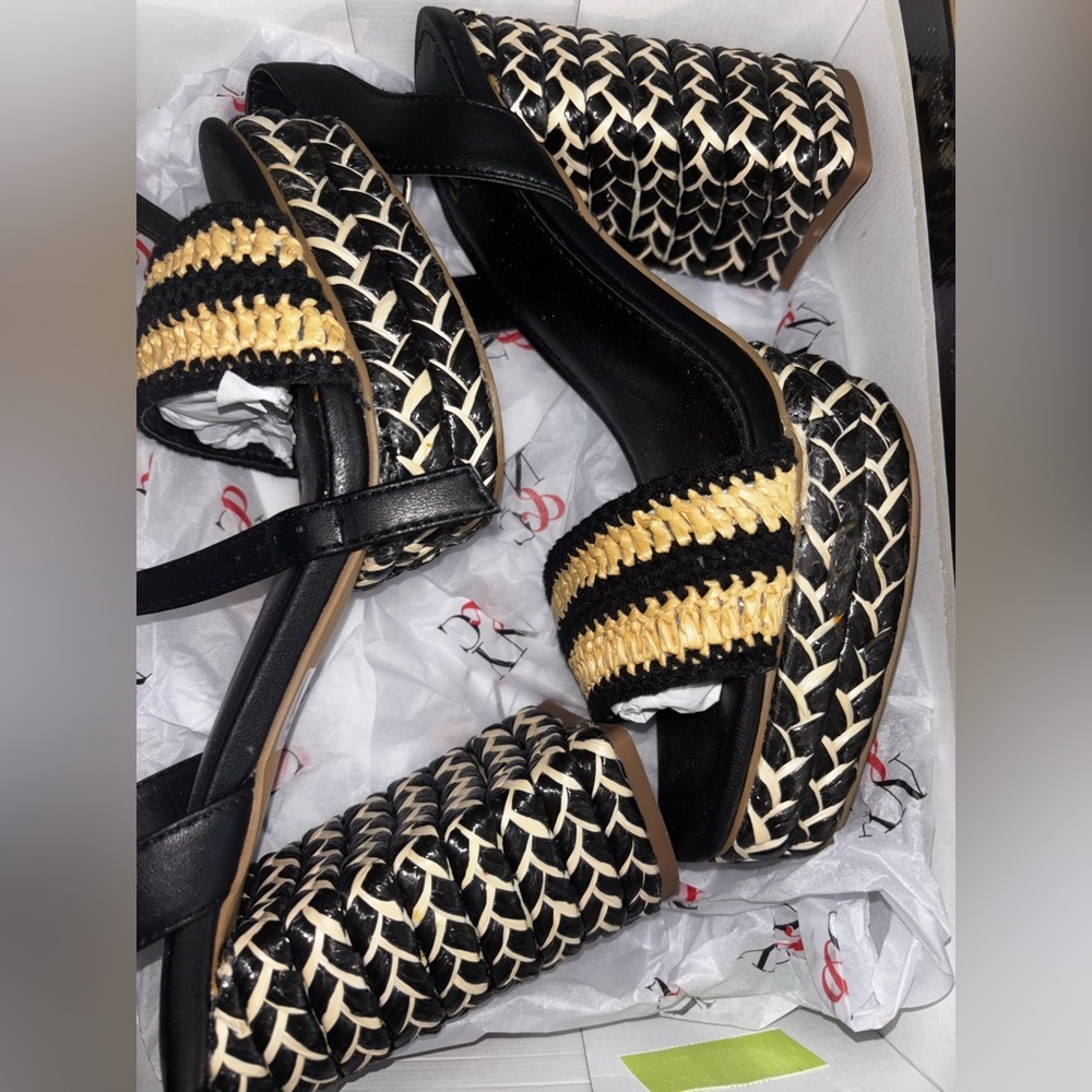 Black and Tan Woven Platform Sandals with Matching Clutch - Picture 3 of 5